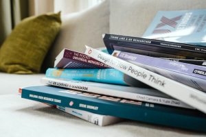 Tips Menyusun Tinjauan Literatur dan Identifikasi Kesenjangan Penelitian (Research Gap)