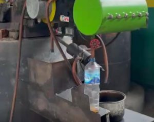 Mengintip Pengolahan Sampah Plastik di Desa Talunombo: Dari Sampah Jadi Solar Hingga Briket