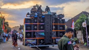 Seberapa Bising Sound Horeg? Ini Fakta Desibel dan Dampaknya bagi Kesehatan Telinga